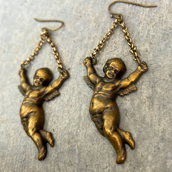 Vintage cherubs angels jumping rope earrings - Picture 3 of 7